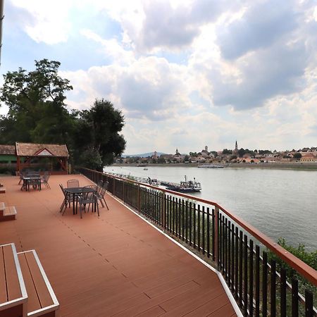 Szazesztendos Reveszhaz Apartman Szigetmonostor Luaran gambar