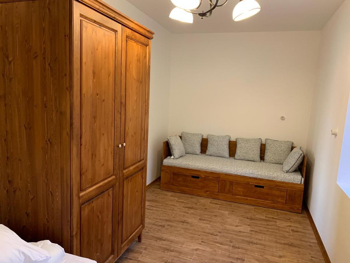 Szazesztendos Reveszhaz Apartman Szigetmonostor Luaran gambar